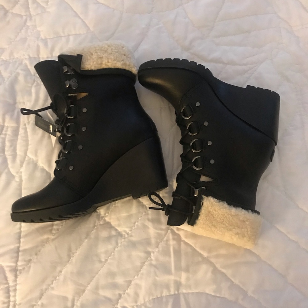 After Hours Lace Shearling SOREL Boots